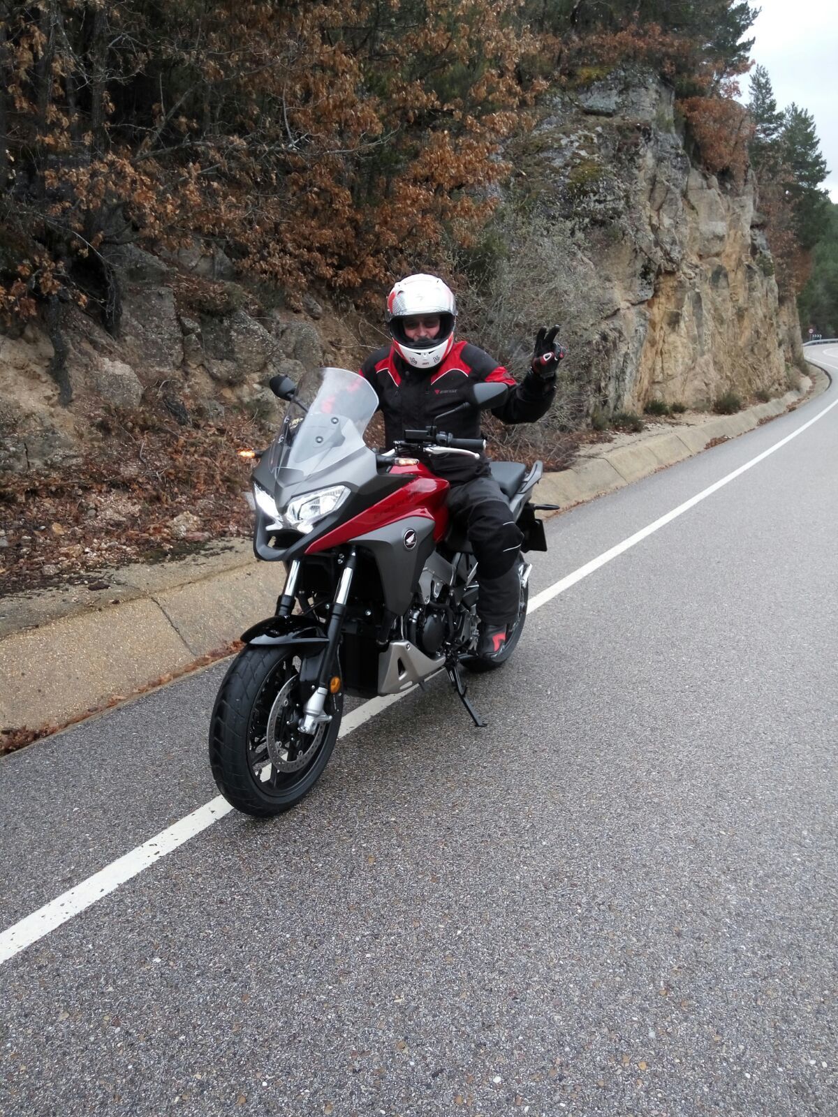 2015 HONDA VFR800 CROSSRUNNER | Picture 2799116 motorcycle photo
