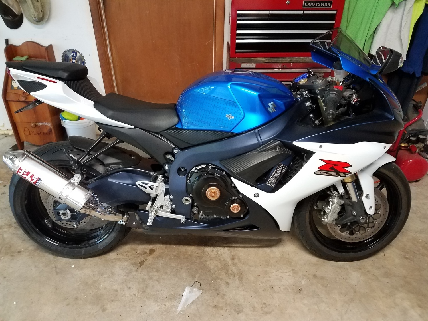2011 SUZUKI GSXR | Picture 2800321 motorcycle photo