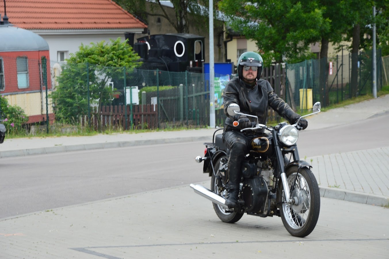 2004 ROYAL ENFIELD CUSTOM ROYAL ENFIELDS | Picture 2801198 motorcycle photo