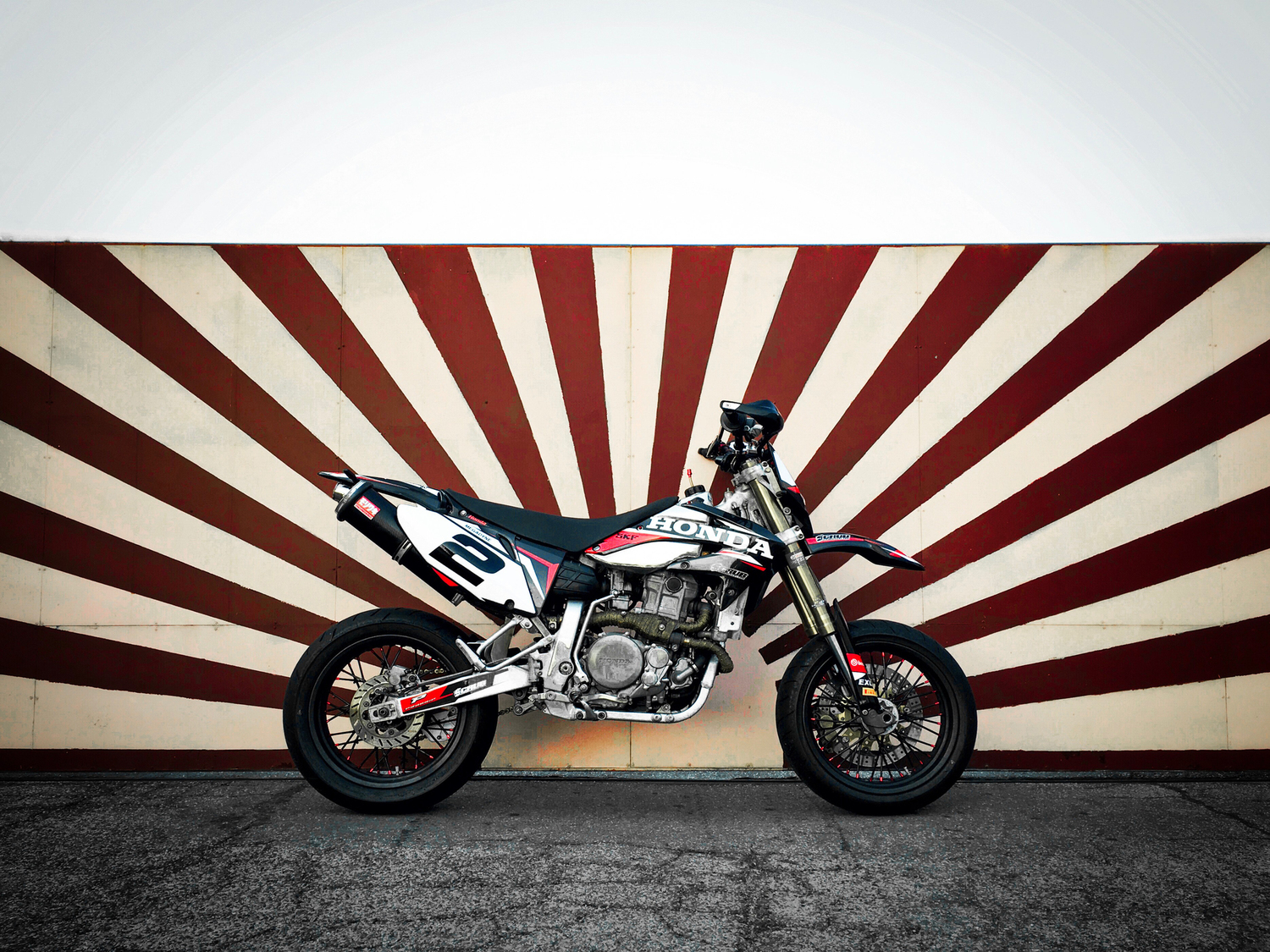 2001 HONDA XR 650R | Picture 2803035 motorcycle photo