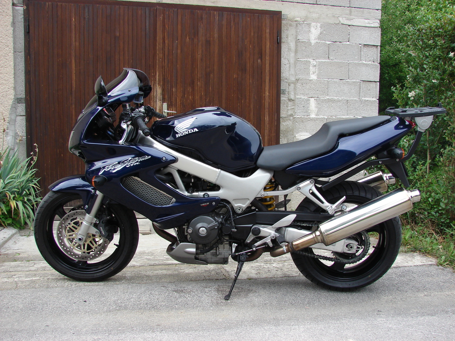 2001 HONDA VTR 1000 | Picture 2803806 motorcycle photo