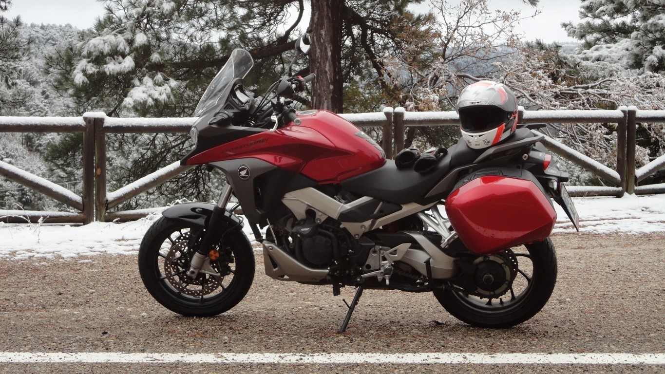 2015 HONDA VFR800 CROSSRUNNER | Picture 2804118 motorcycle photo