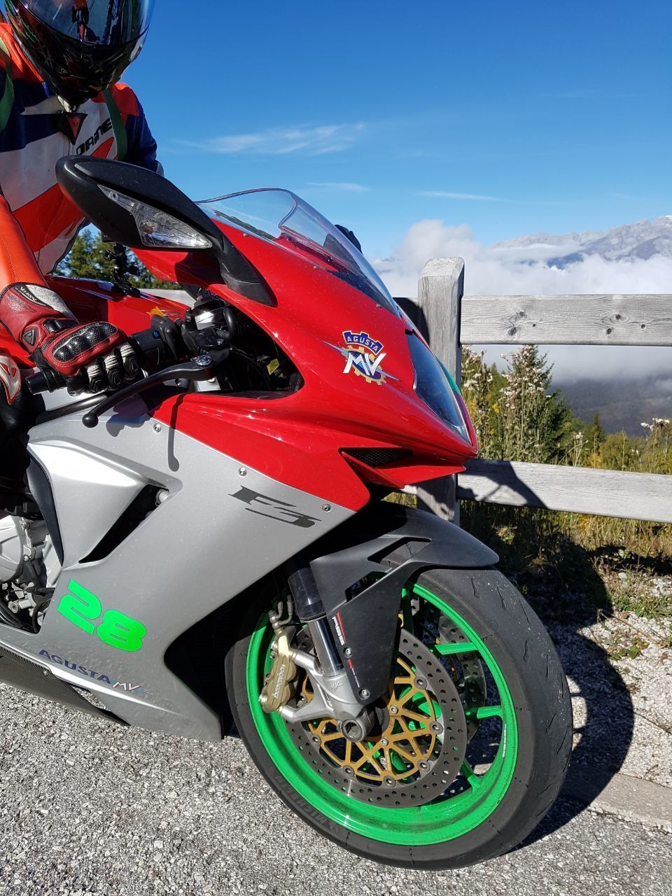 2015 MV AGUSTA F3 675 | Picture 2805504 motorcycle photo