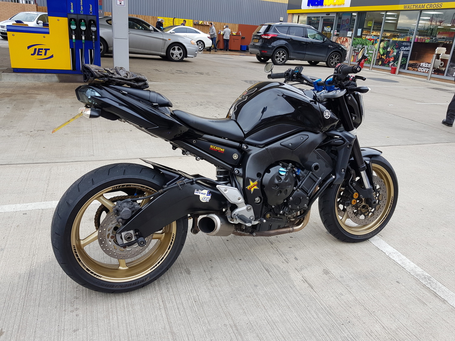 2009 YAMAHA FZ1 NAKED | Picture 2806285 motorcycle photo