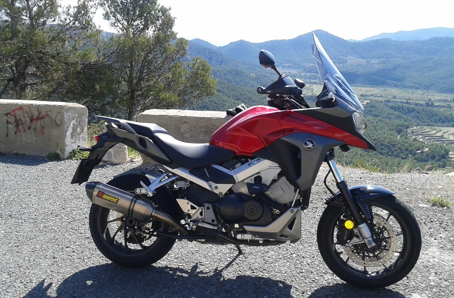 2015 HONDA VFR800 CROSSRUNNER | Picture 2808088 motorcycle photo