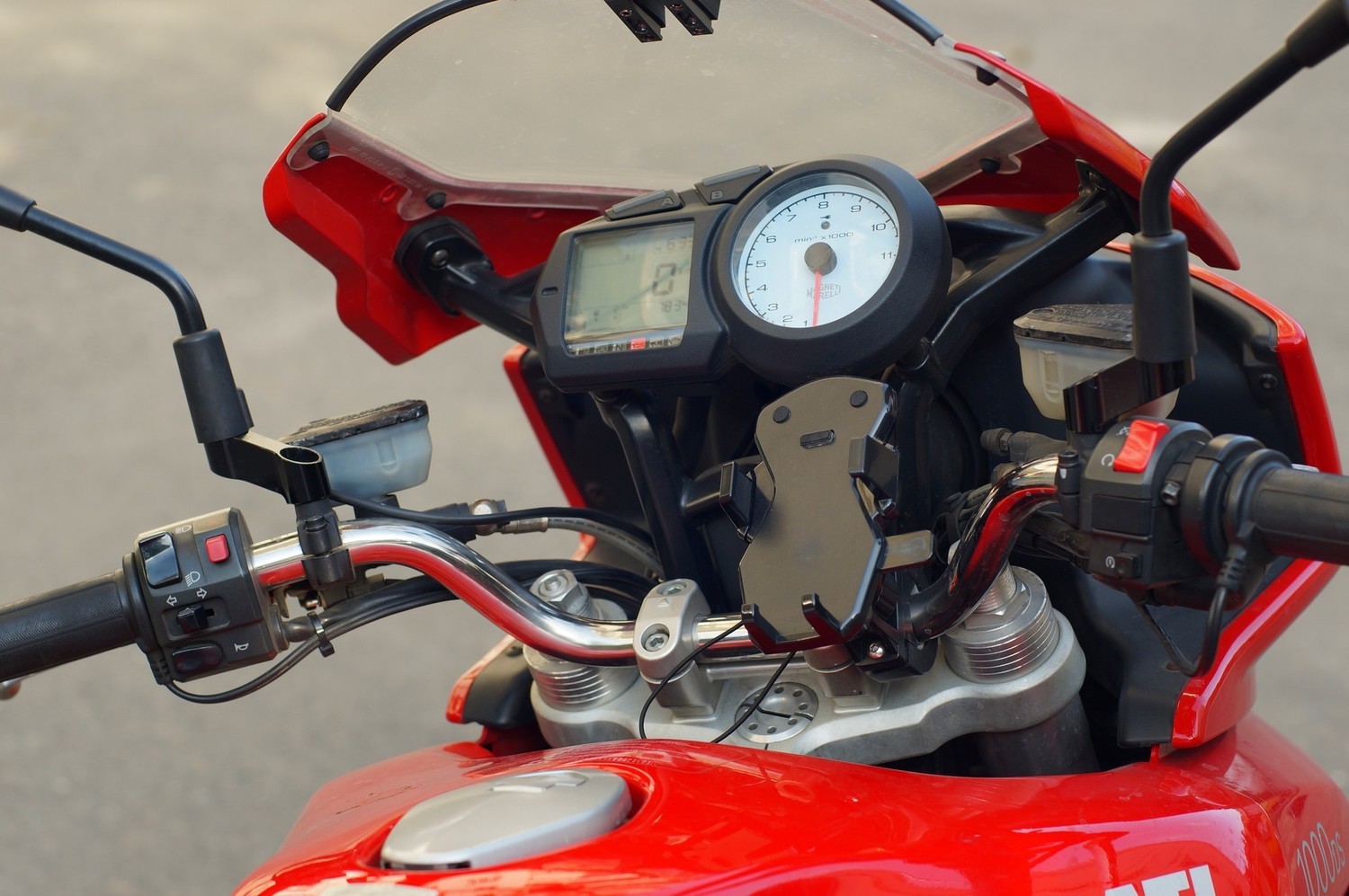 2004 DUCATI DS 1000 MULTISTRADA | Picture 2808984 motorcycle photo