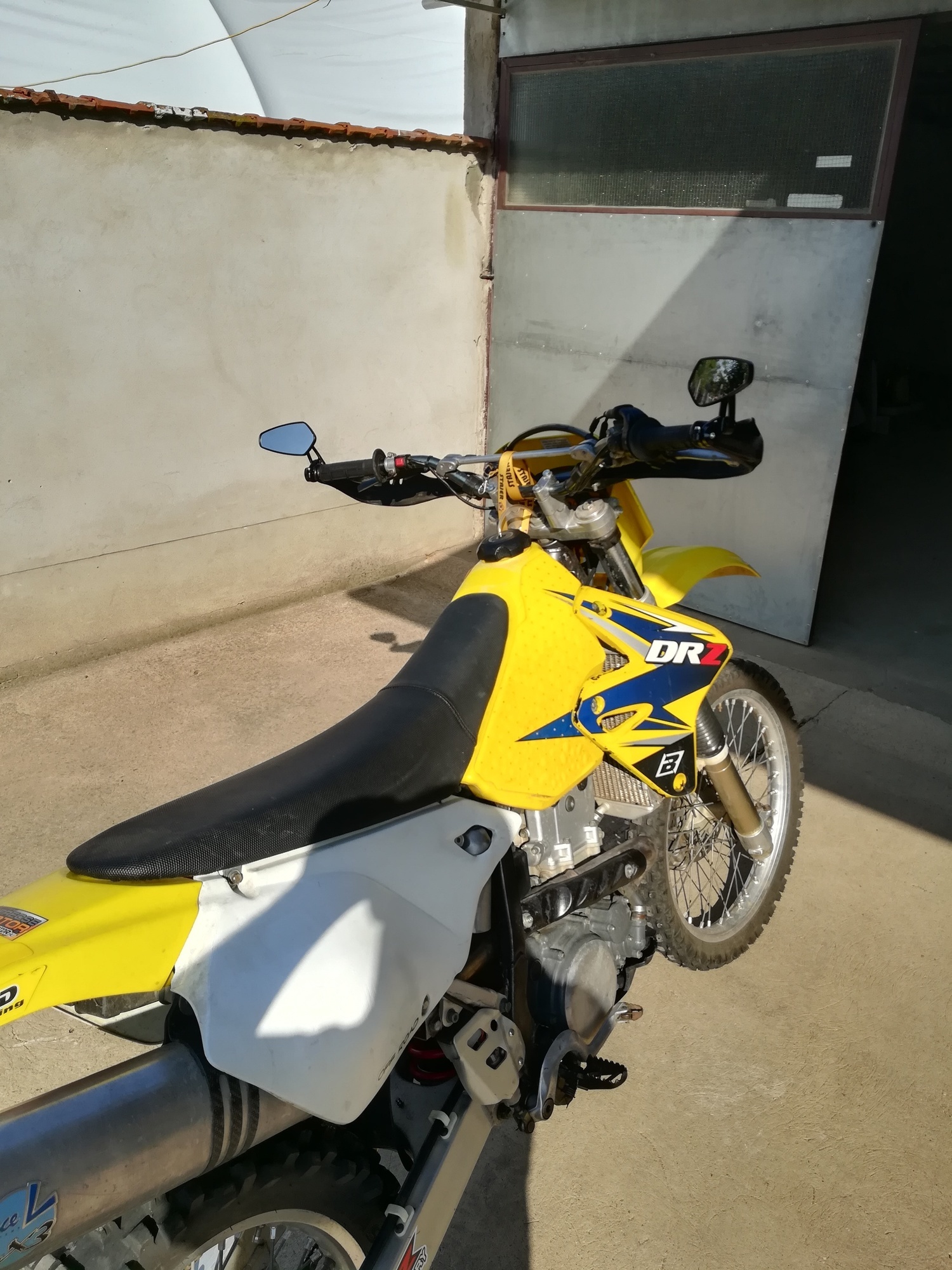 2001 SUZUKI DRZ 400 | Picture 2810452 motorcycle photo