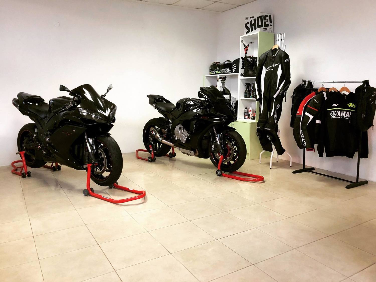 2015 YAMAHA YZF R1 | Picture 2811357 motorcycle photo
