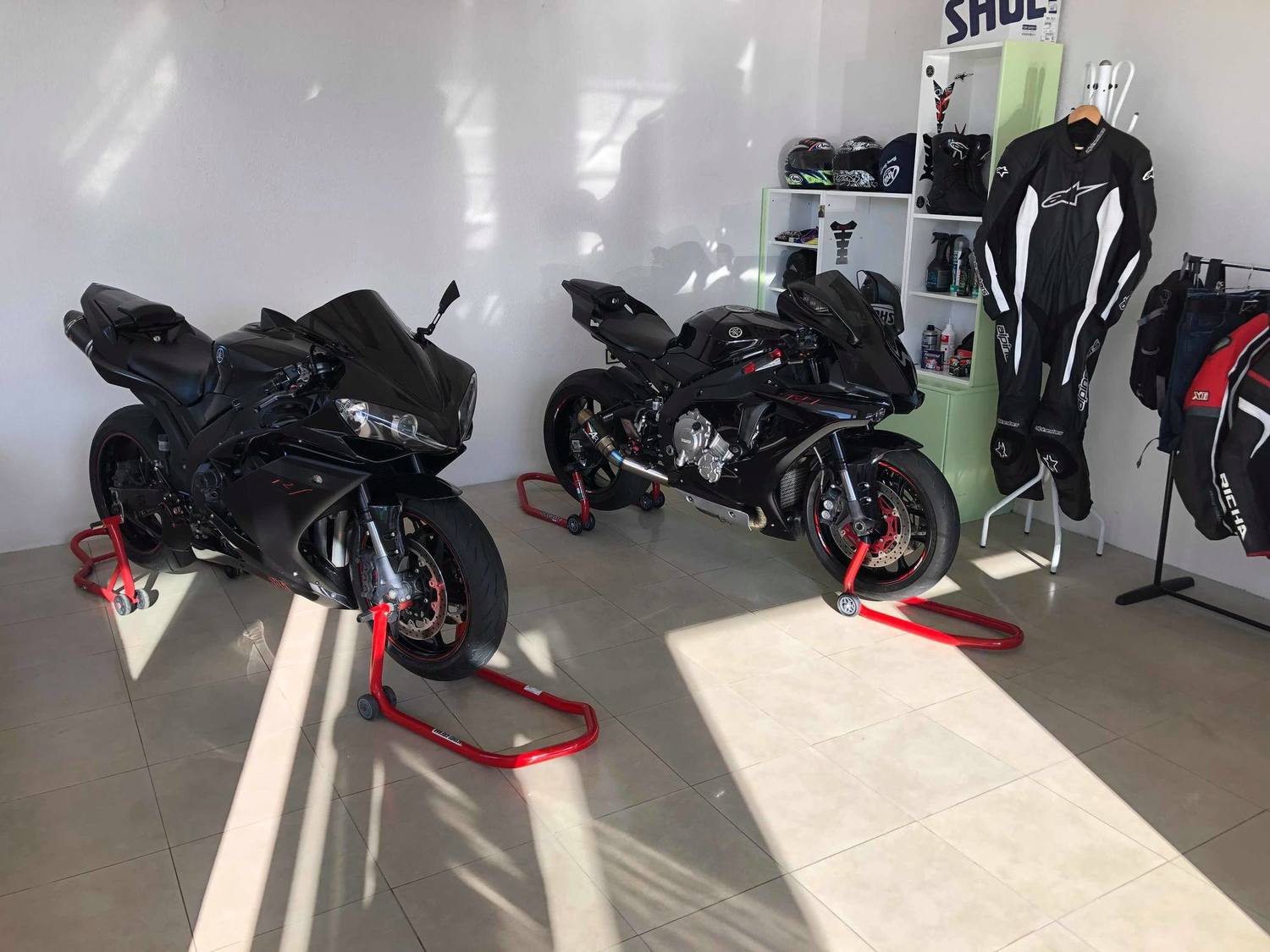 2015 YAMAHA YZF R1 | Picture 2811360 motorcycle photo