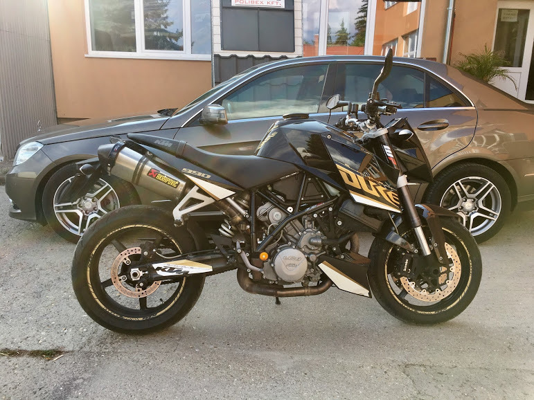 2011 KTM 990 SUPERDUKE | Picture 2811694 motorcycle photo