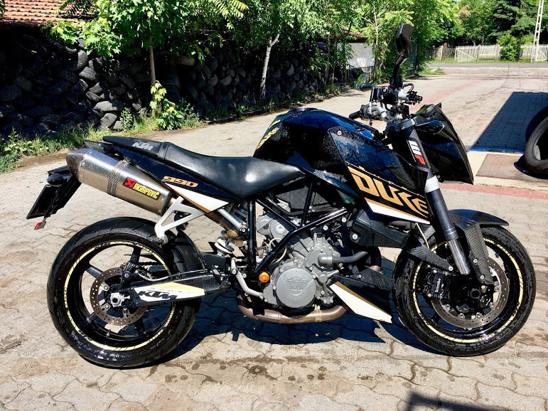 2011 KTM 990 SUPERDUKE | Picture 2811707 motorcycle photo