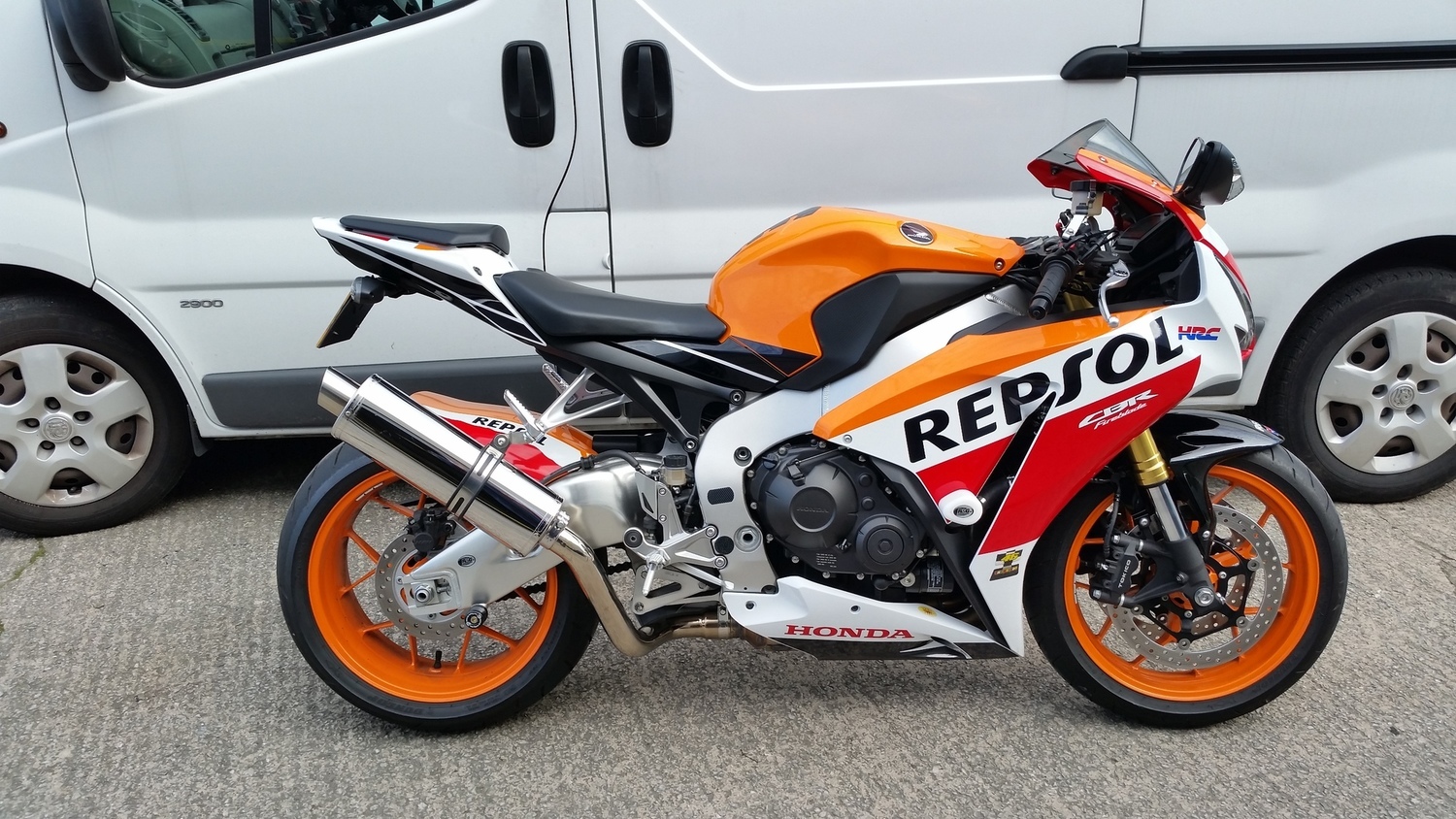 2015 HONDA CBR 1000  RR | Picture 2812617 motorcycle photo