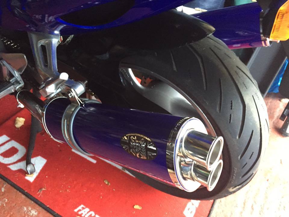 2001 HONDA CBR 1100 BLACKBIRD | Picture 2812619 motorcycle photo