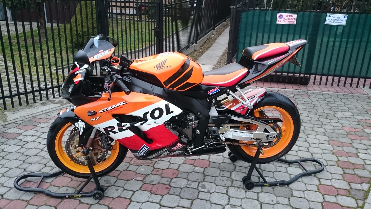 2005 HONDA CBR 1000  RR | Picture 2812817 motorcycle photo