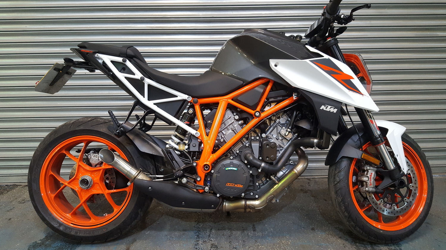 2017 KTM 1290 SUPERDUKE R | Picture 2812920 motorcycle photo