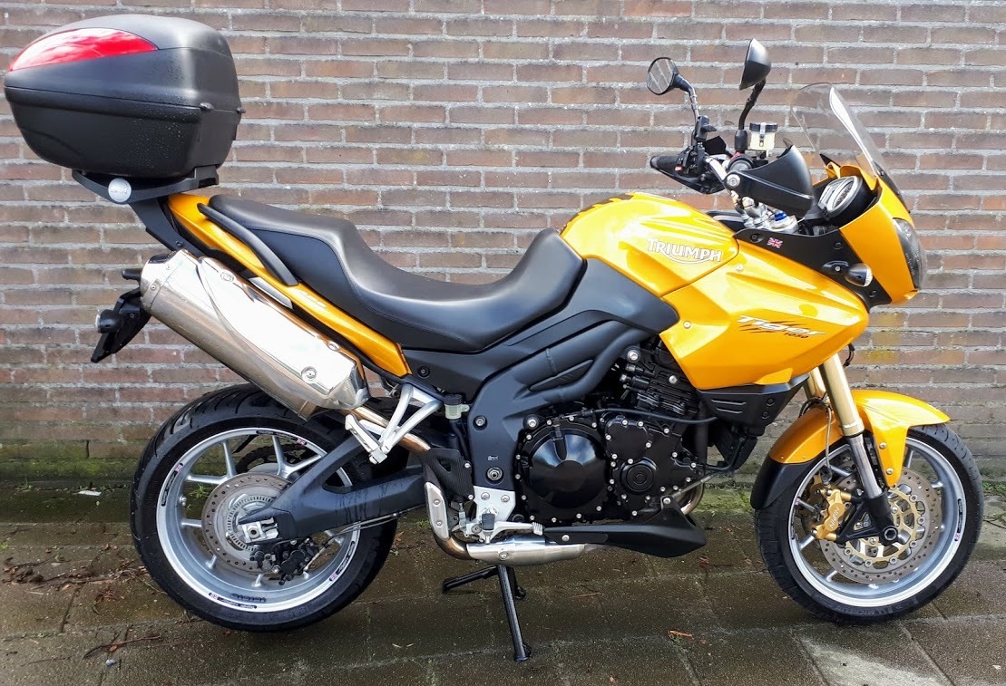 2007 TRIUMPH TIGER 1050 | Picture 2813404 motorcycle photo
