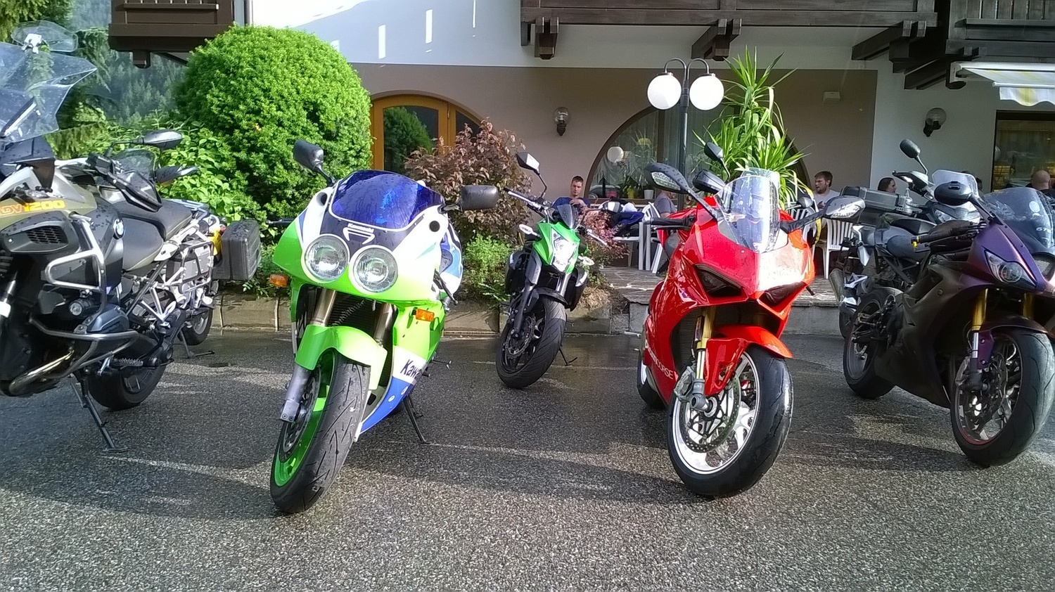 1992 KAWASAKI ZXR 750 | Picture 2813728 motorcycle photo