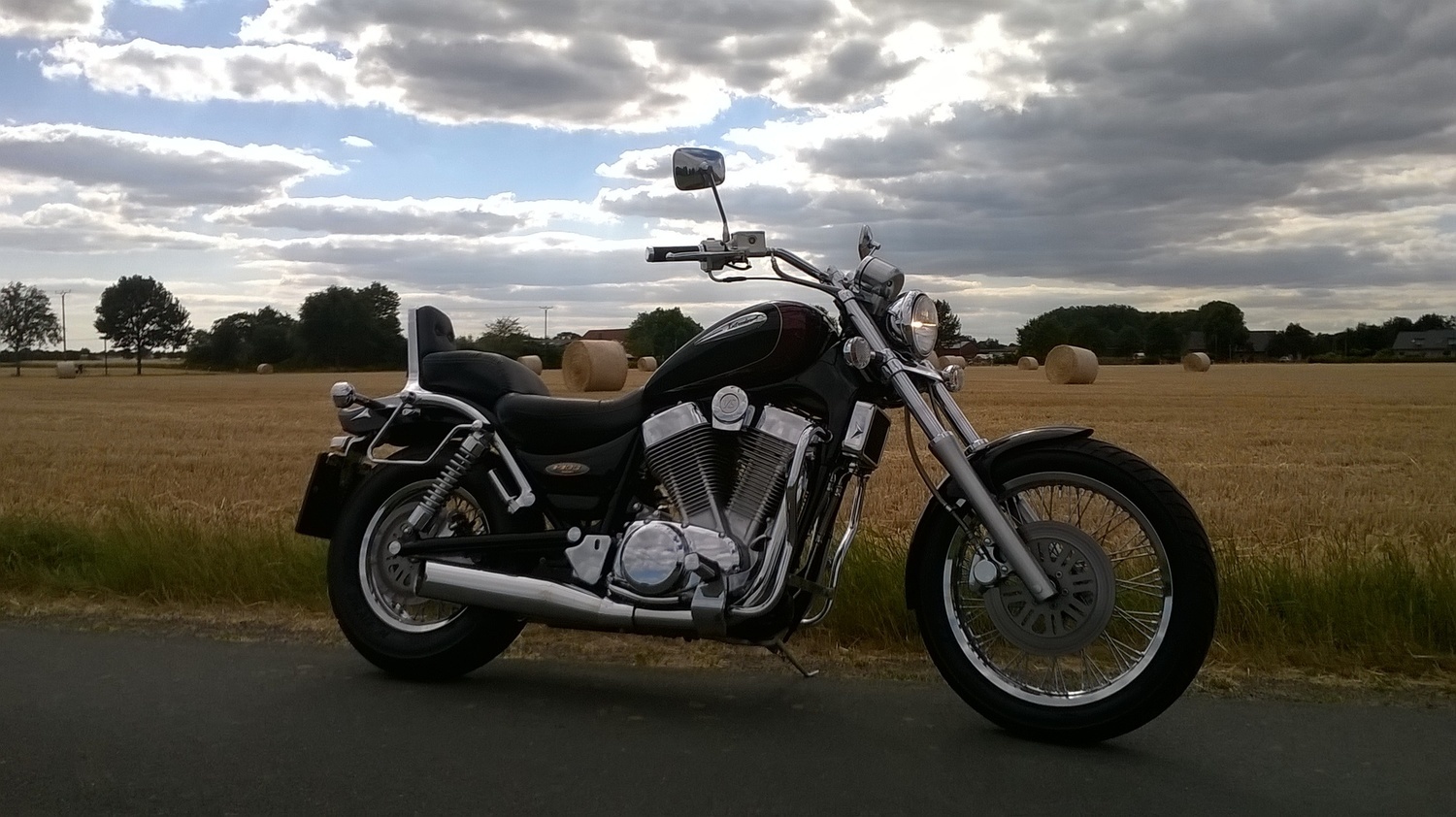 1997 SUZUKI INTRUDER 1400 | Picture 2815171 motorcycle photo