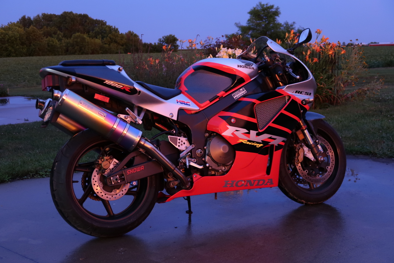 2000 HONDA RC51 | Picture 2815626 motorcycle photo