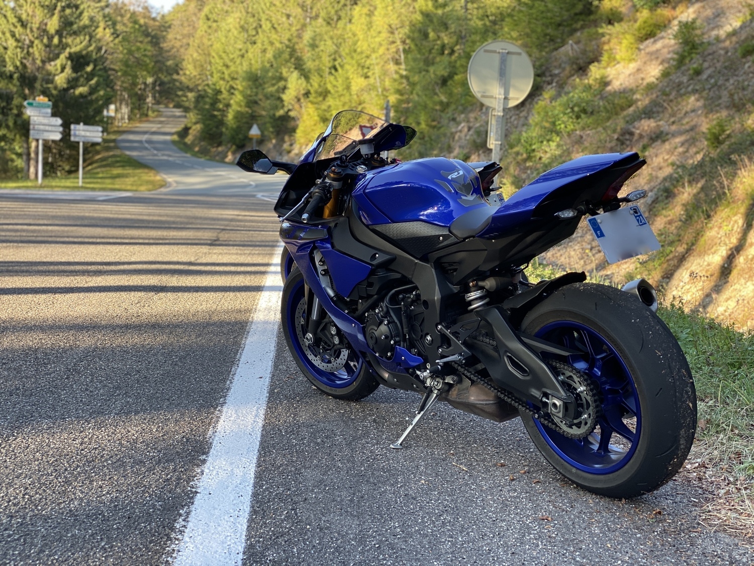 2018 YAMAHA YZF R1 | Picture 2816165 motorcycle photo
