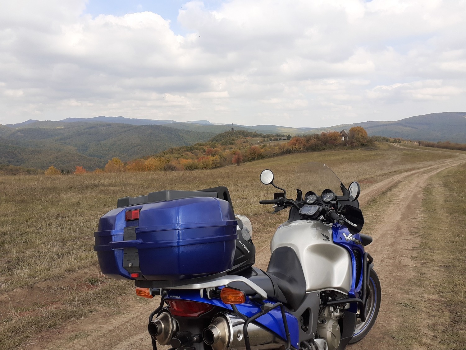2000 HONDA XL 1000V VARADERO | Picture 2816626 motorcycle photo
