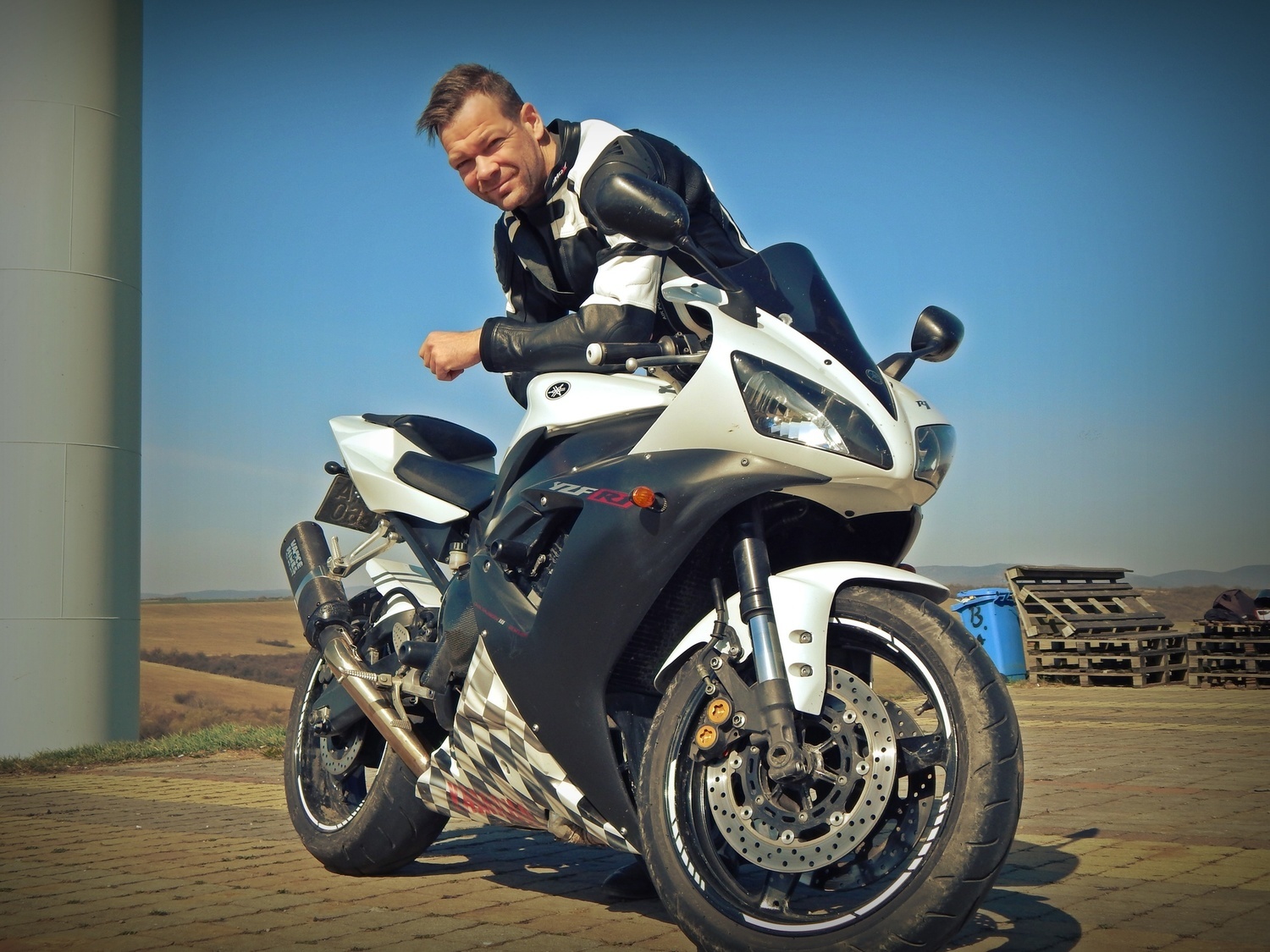 2002 YAMAHA YZF R1 | Picture 2817828 motorcycle photo