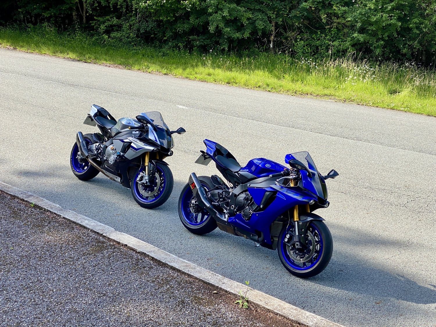 2018 YAMAHA YZF R1 | Picture 2819020 motorcycle photo