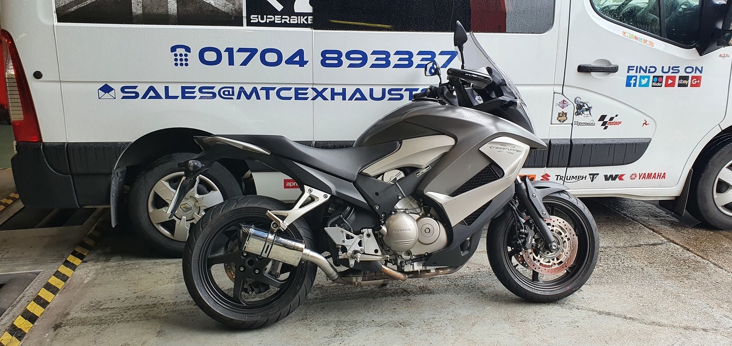 2016 HONDA VFR800 CROSSRUNNER | Picture 2819480 motorcycle photo