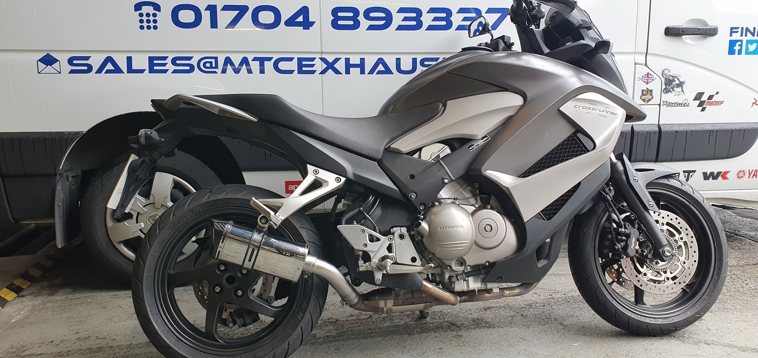 2016 HONDA VFR800 CROSSRUNNER | Picture 2819481 motorcycle photo