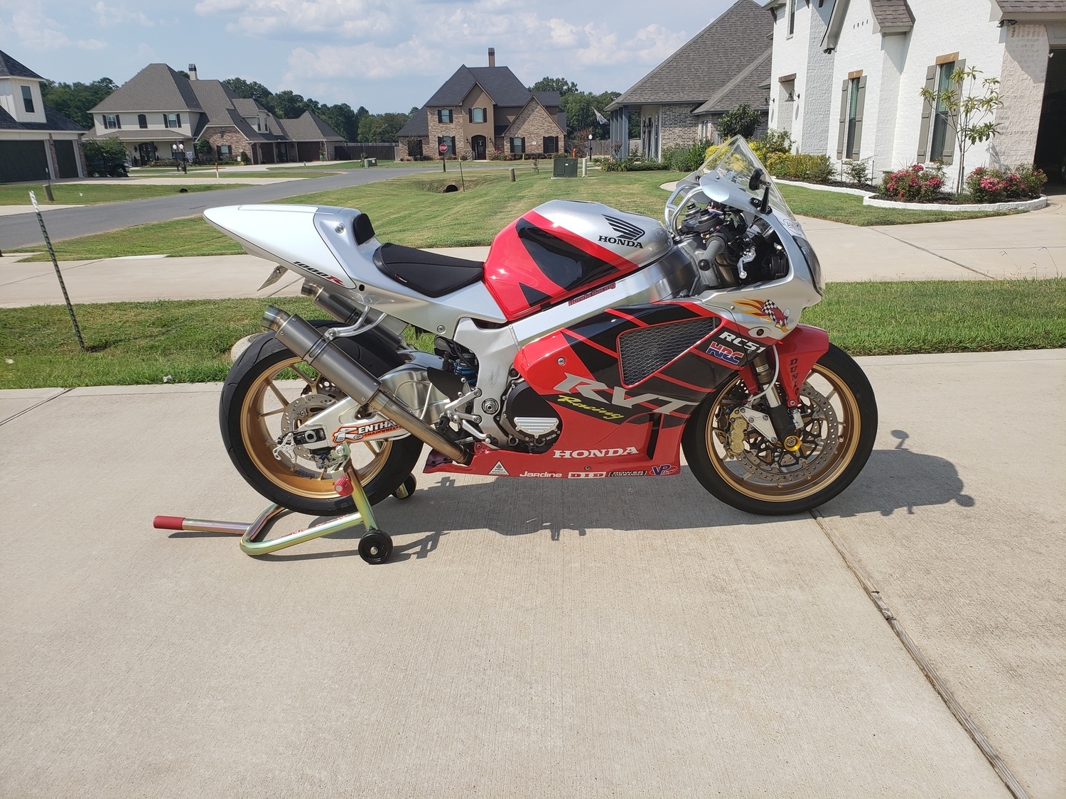 2004 HONDA RC51 | Picture 2819669 motorcycle photo