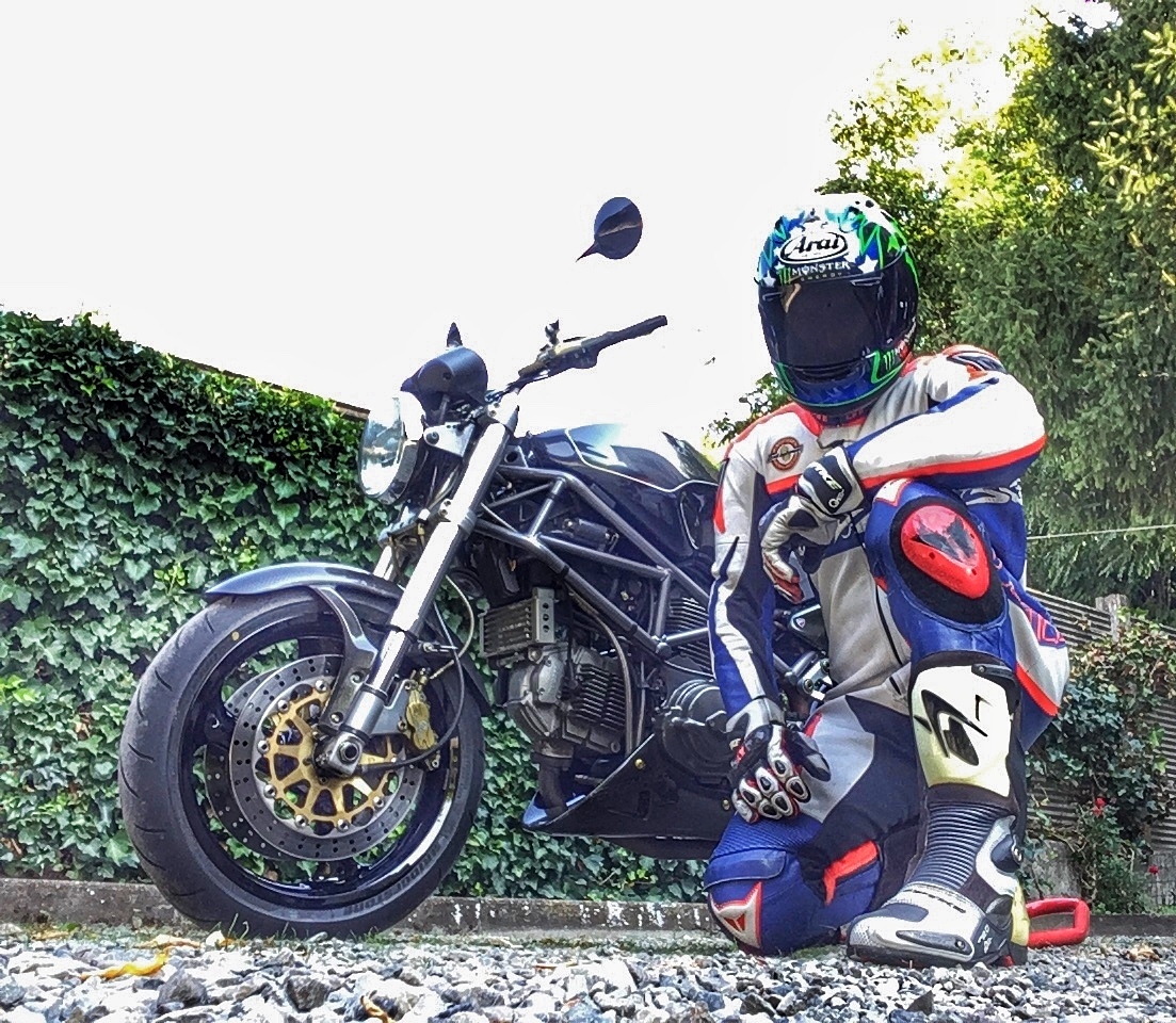2000 DUCATI MONSTER 900 | Picture 2819904 motorcycle photo