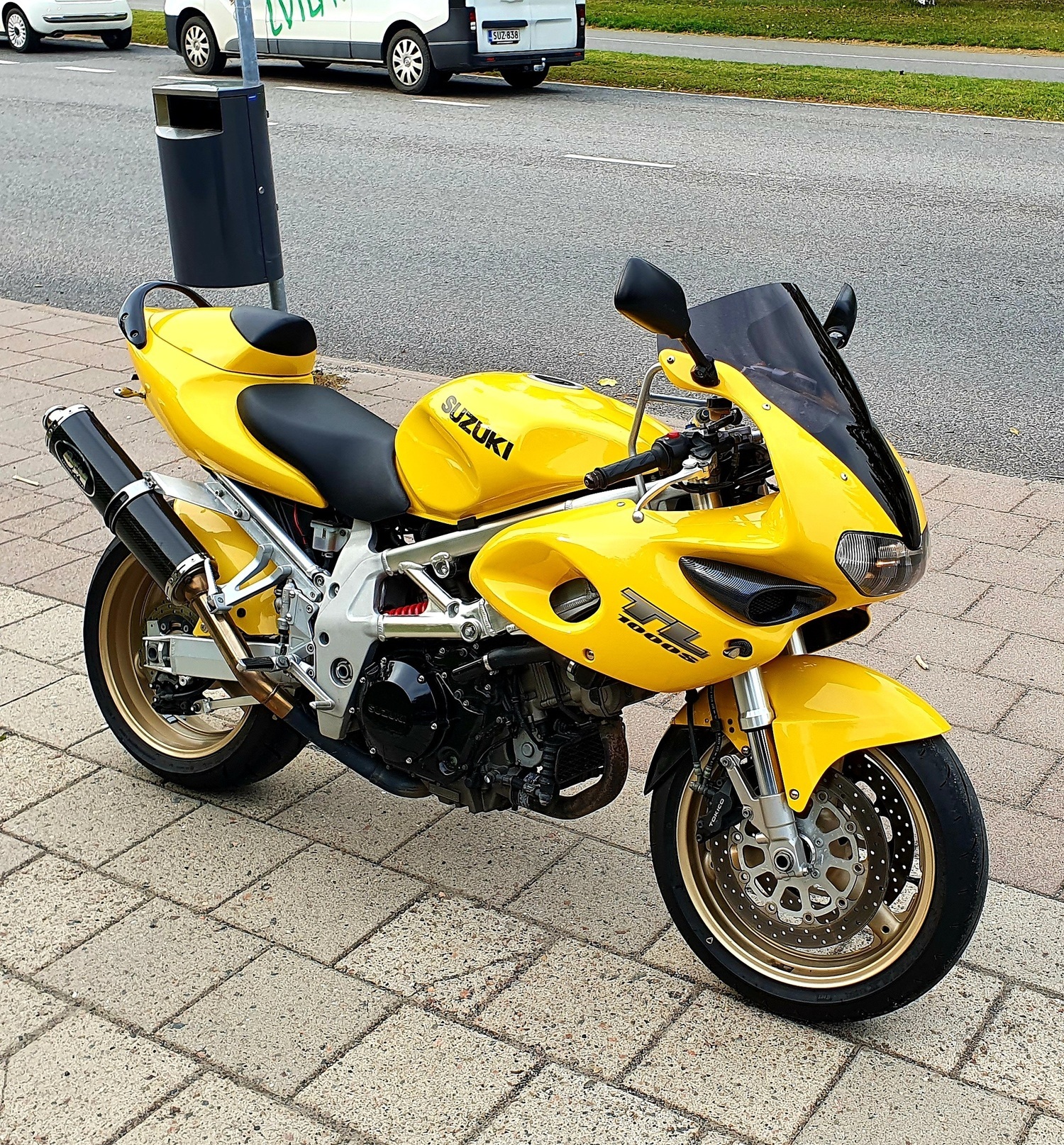 2000 SUZUKI TL1000S | Picture 2819926 motorcycle photo