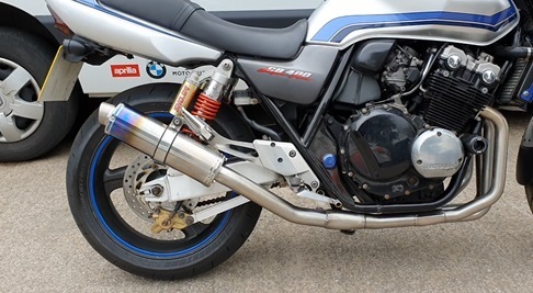 2017 HONDA CB400 SUPERFOUR | Picture 2820041 motorcycle photo