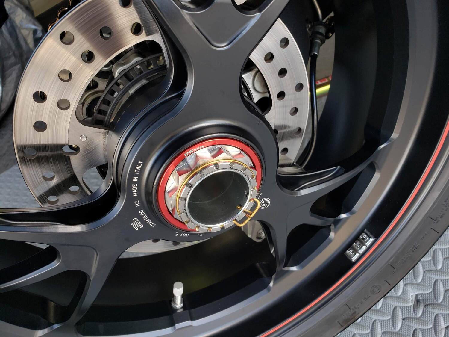 2018 DUCATI PANIGALE | Picture 2820814 motorcycle photo
