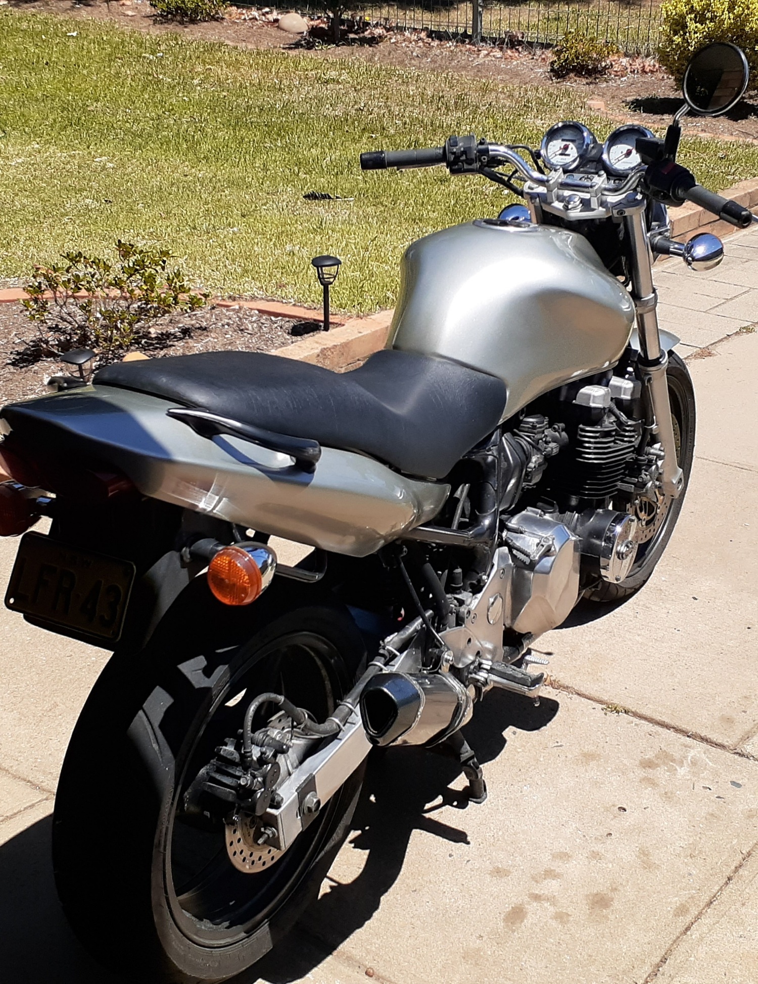 2000 KAWASAKI ZR 7 | Picture 2820996 motorcycle photo