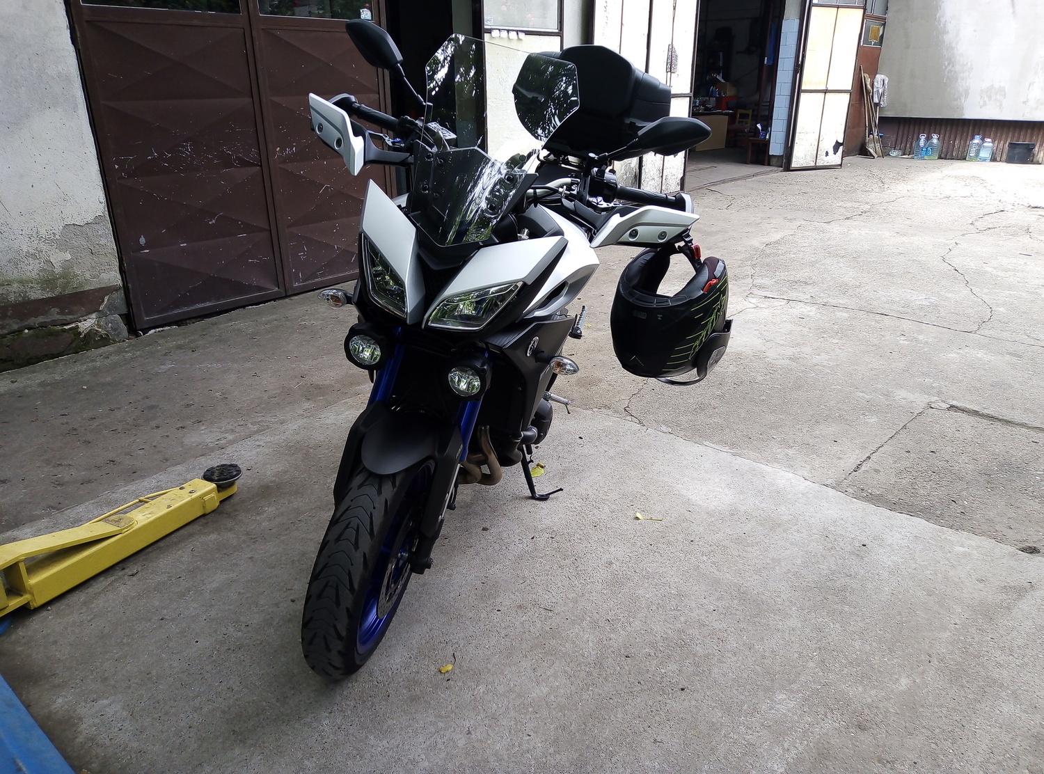 2015 YAMAHA MT 09 TRACER | Picture 2821033 motorcycle photo