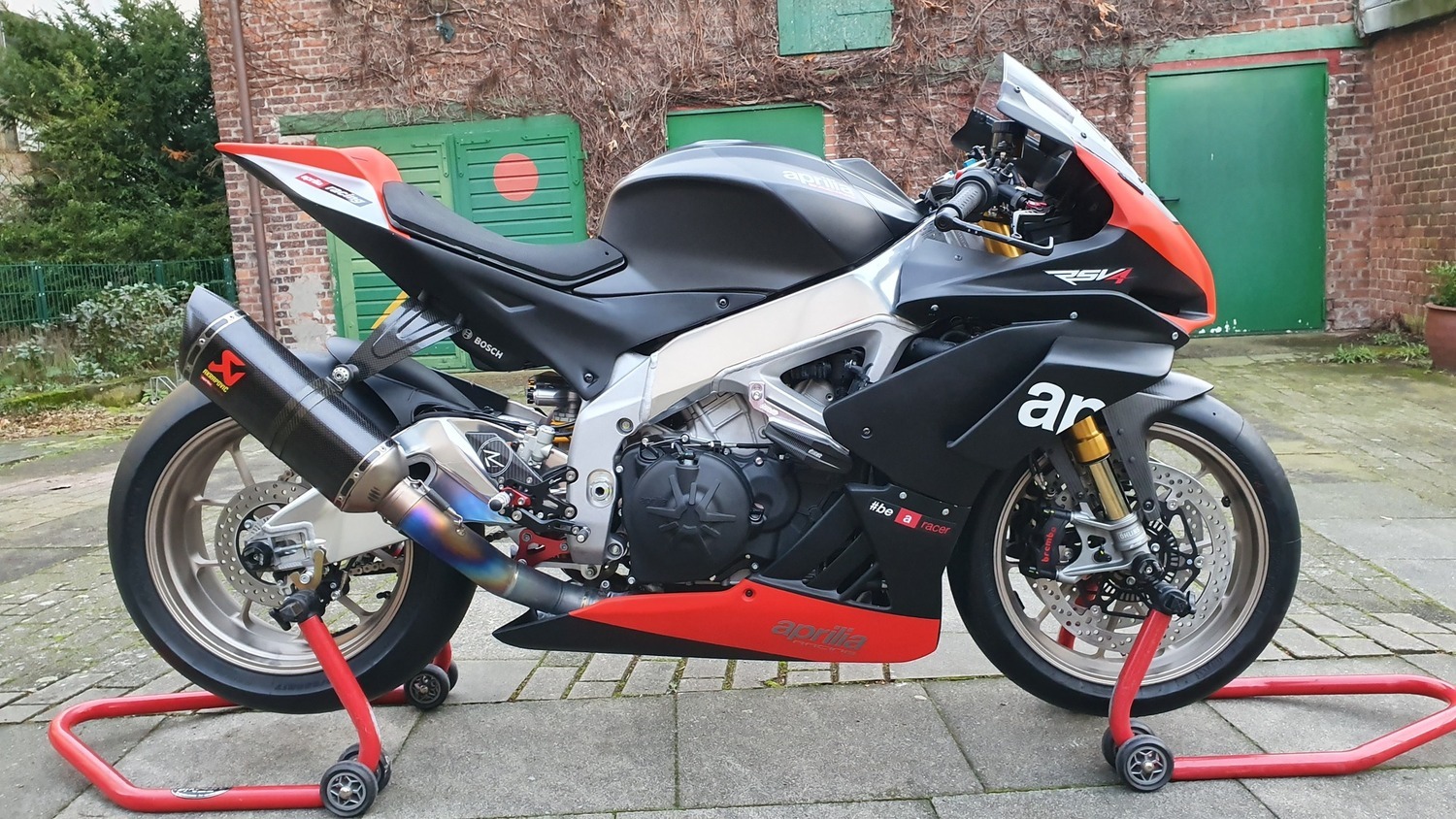 2019 APRILIA RSV4 | Picture 2821128 motorcycle photo