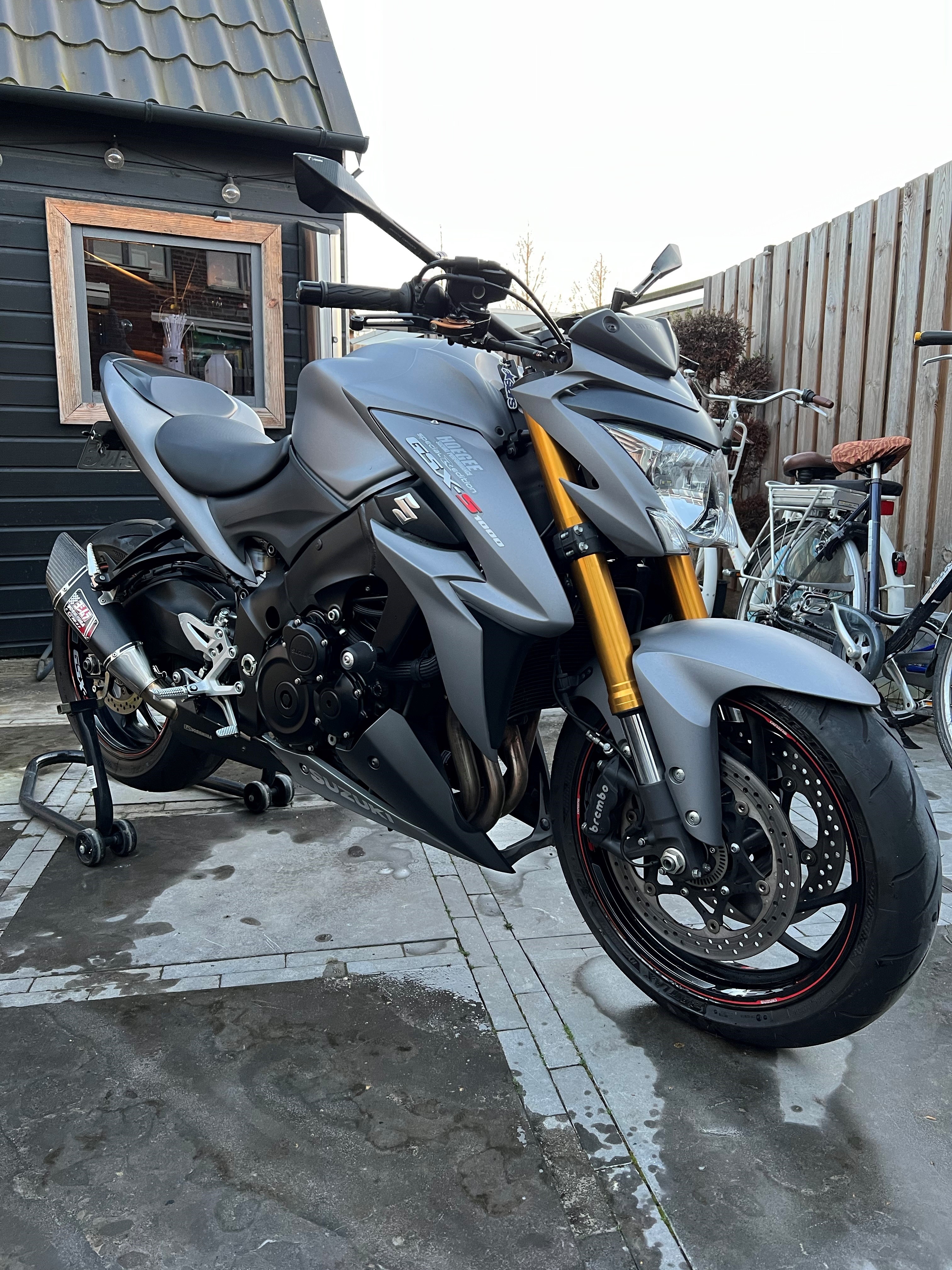  SUZUKI GSX S 1000 | Picture 2824019 motorcycle photo