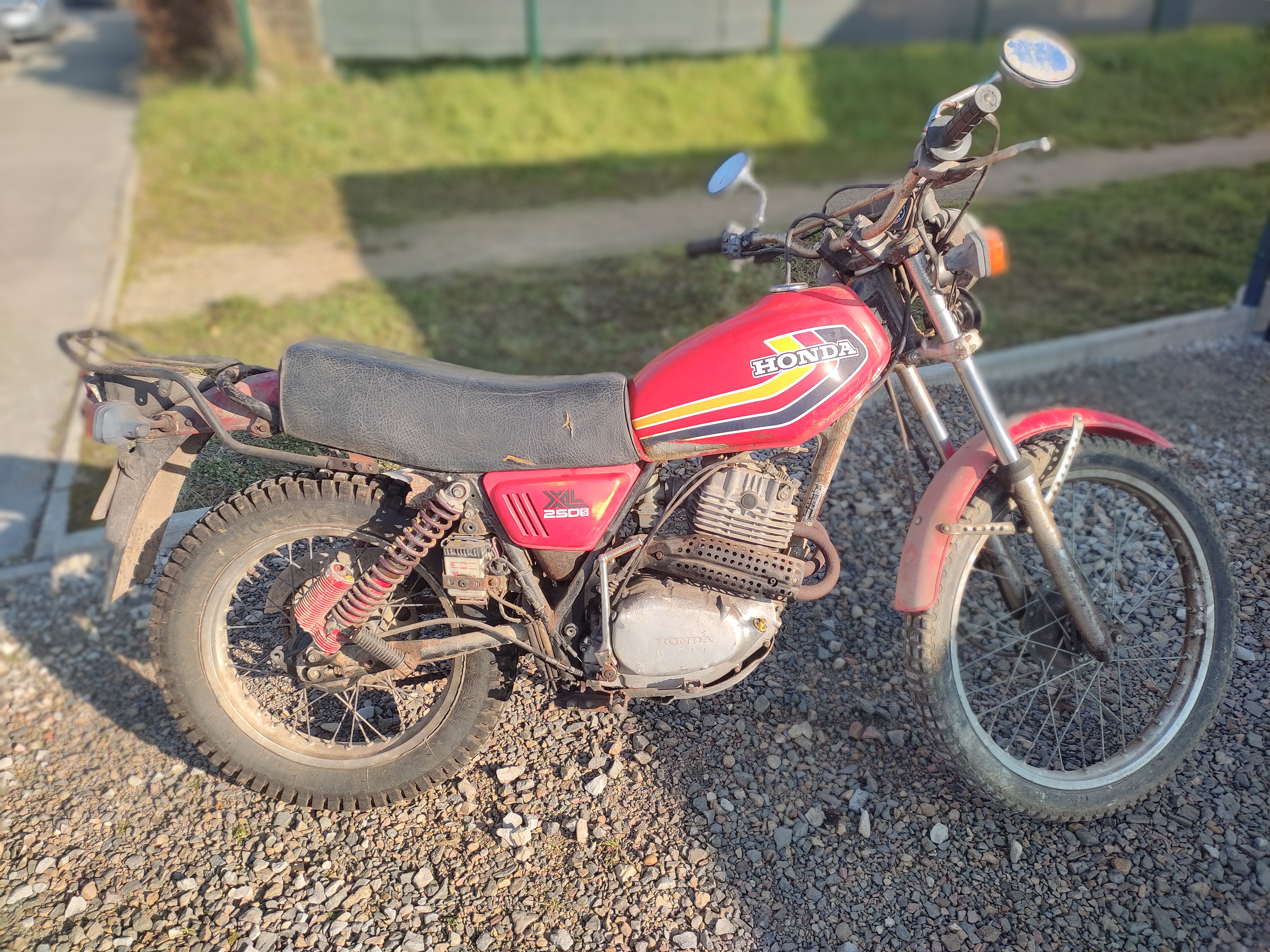  HONDA MOD%C3%A8LE %C3%A0 RESTAURER | Picture 2824494 motorcycle photo