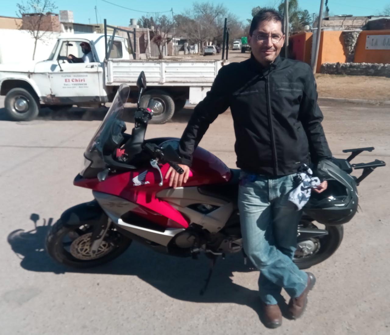  HONDA VFR800 CROSSRUNNER | Picture 2824838 motorcycle photo