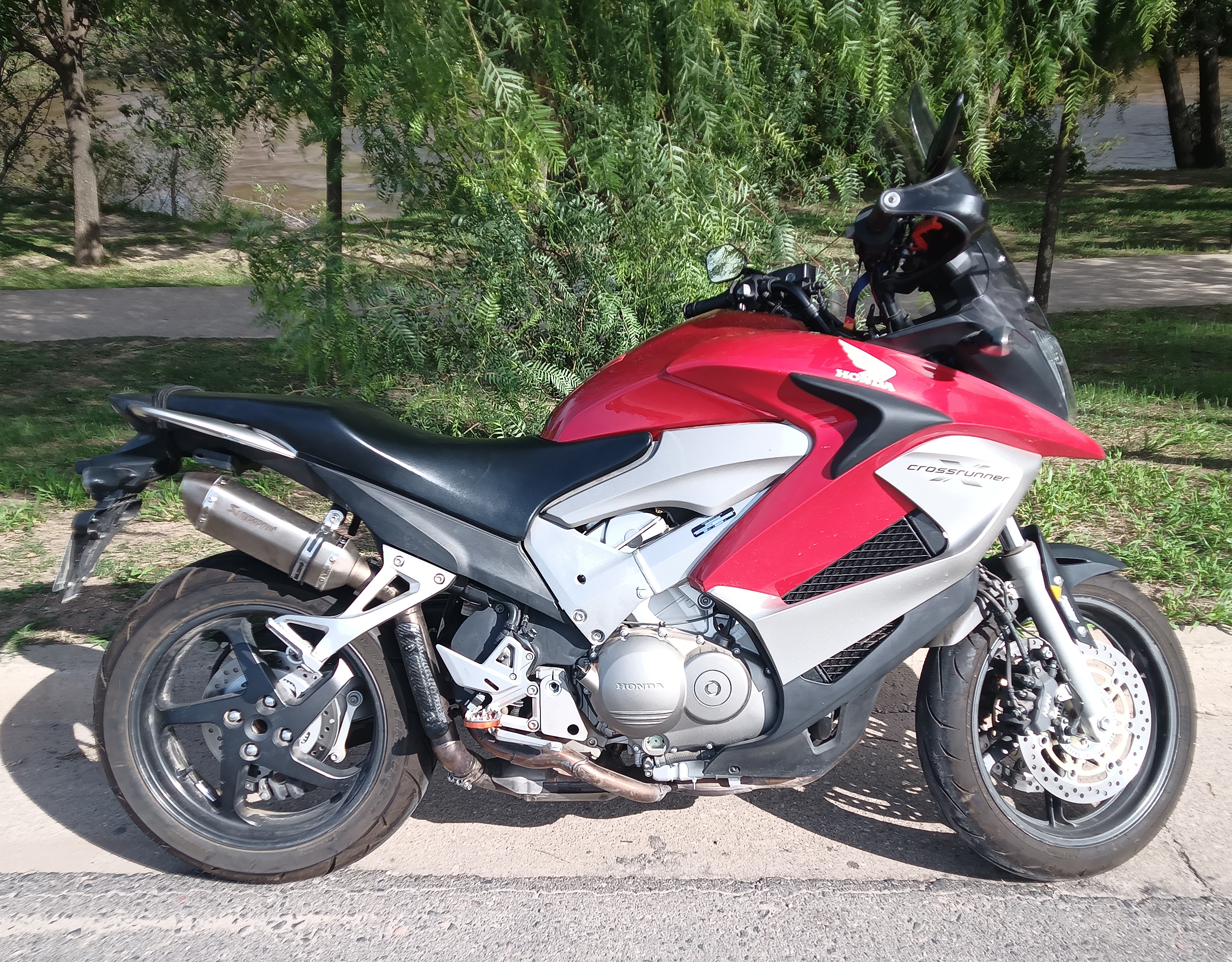  HONDA VFR800 CROSSRUNNER | Picture 2824839 motorcycle photo