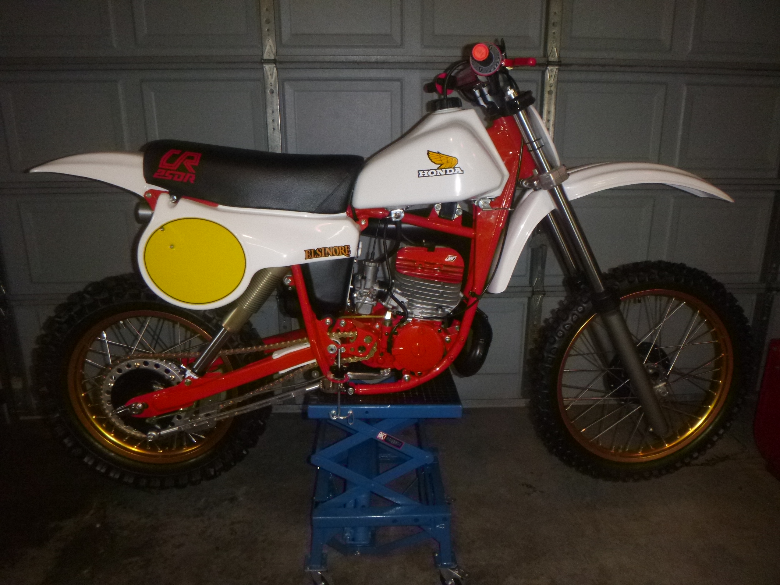  HONDA CR 250 | Picture 2825002 motorcycle photo