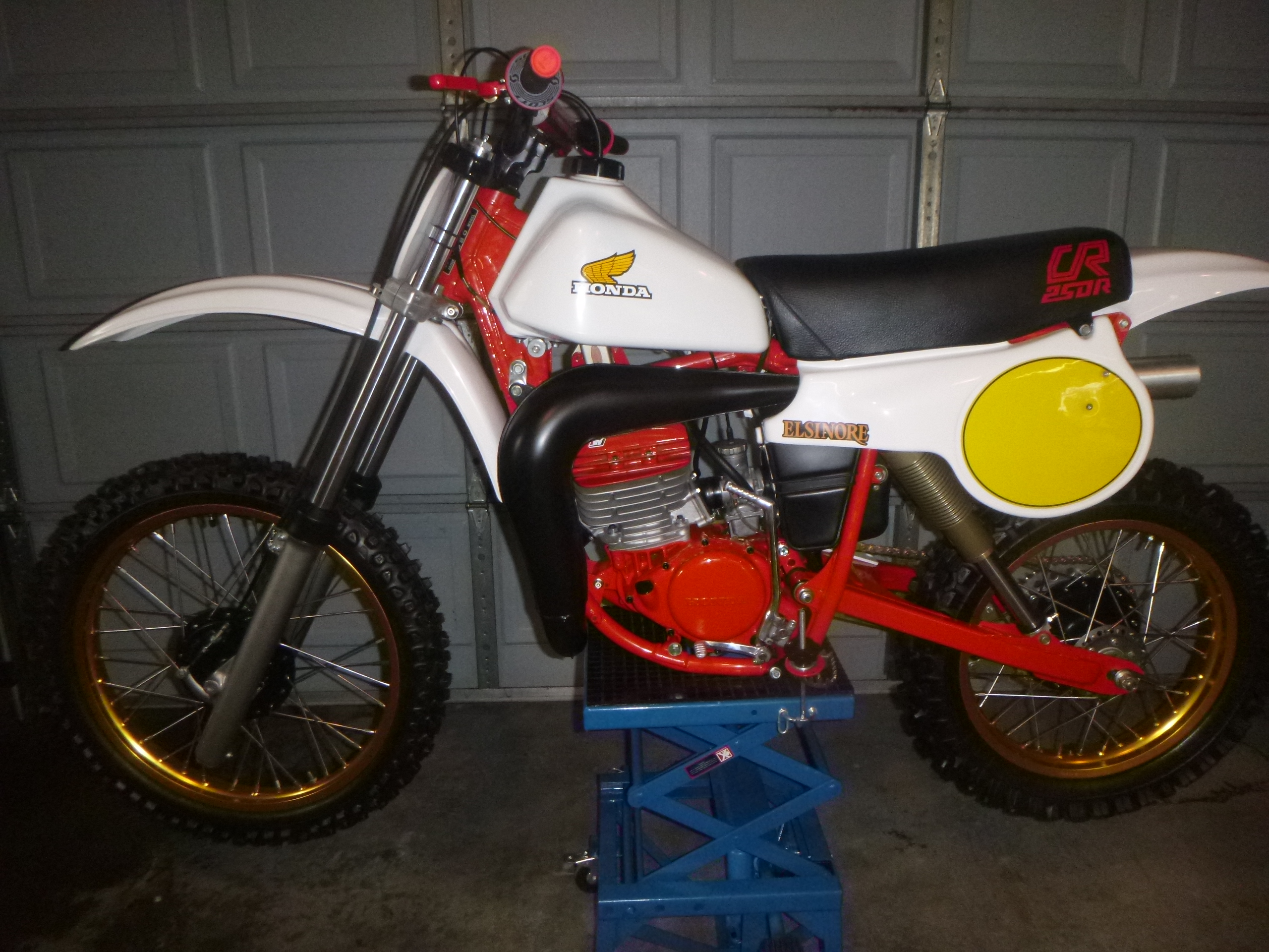  HONDA CR 250 | Picture 2825003 motorcycle photo