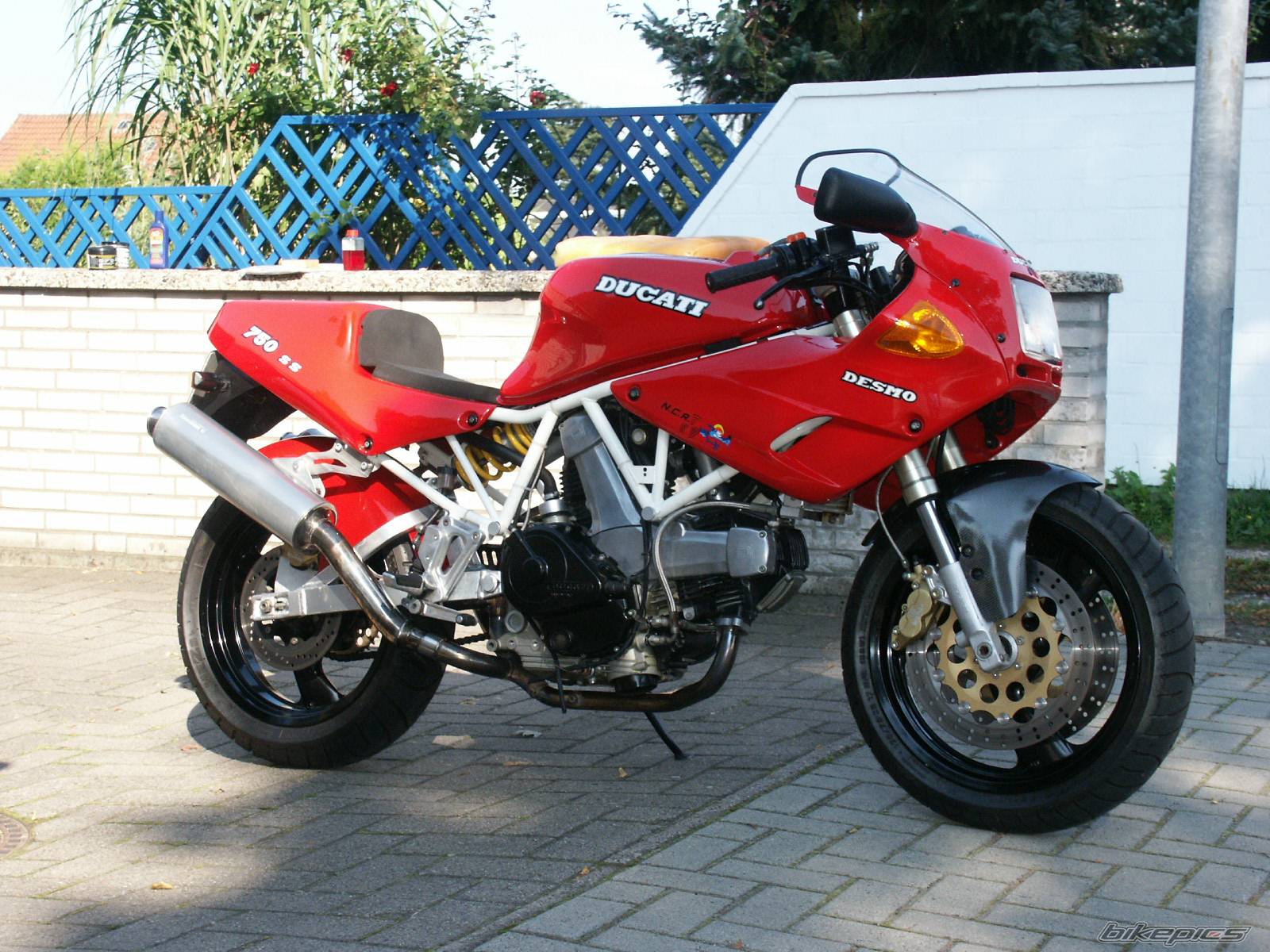 1992 DUCATI 750 SS | Picture 284002 motorcycle photo