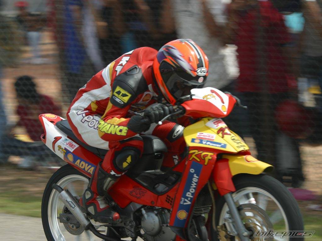 2004 YAMAHA 125 ZR | Picture 284093 motorcycle photo