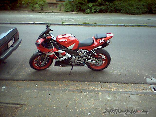 2001 YAMAHA YZF R1 | Picture 29192 motorcycle photo