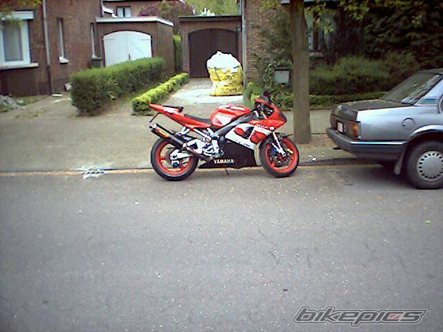 2001 YAMAHA YZF R1 | Picture 29197 motorcycle photo