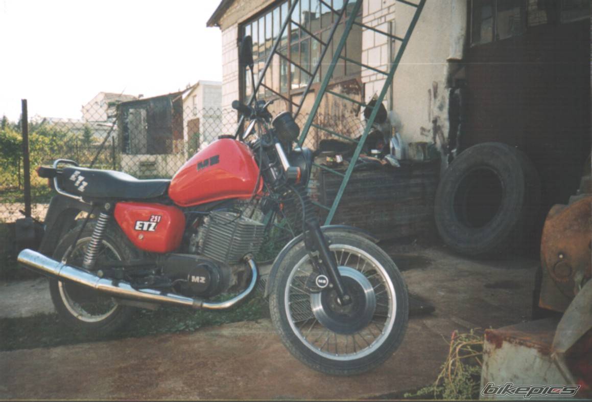 1990 MZ ETZ 251 | Picture 294826 motorcycle photo
