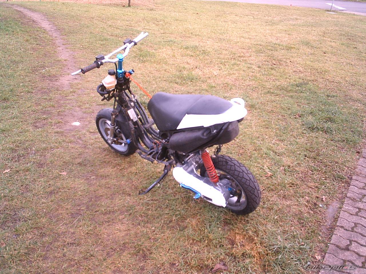1993 APRILIA SR 50 | Picture 295385 motorcycle photo