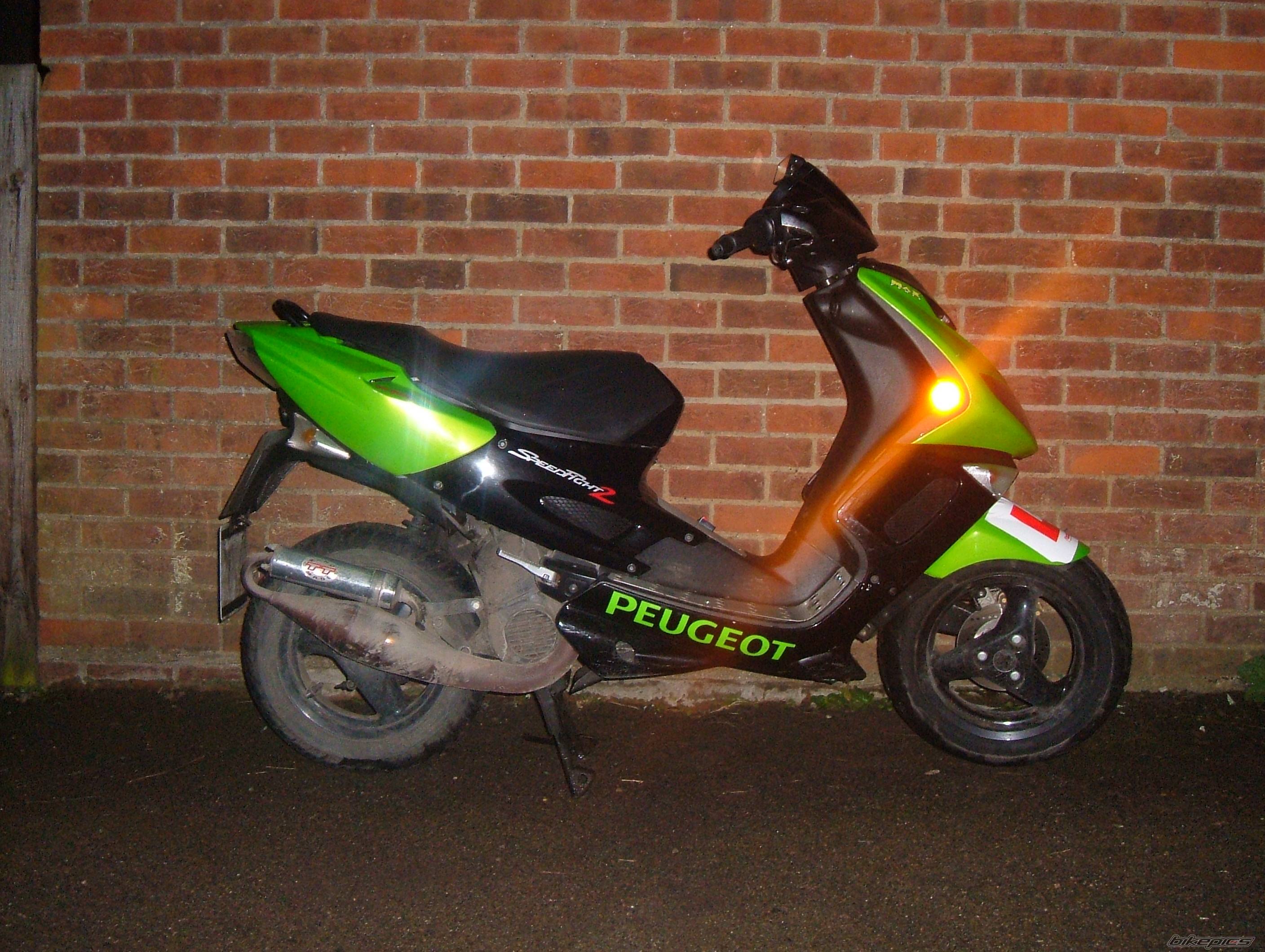 2001 PEUGEOT SPEEDFIGHT2 50 | Picture 297396 motorcycle photo